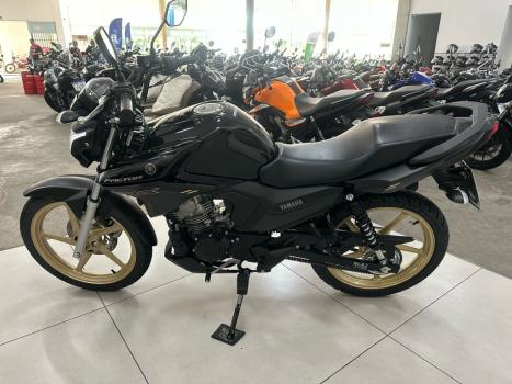 YAMAHA YBR 150 FACTOR ED, Foto 5