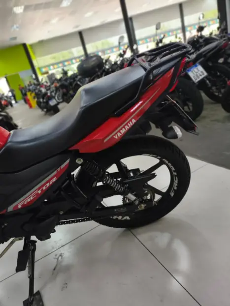 YAMAHA YBR 150 FACTOR ED, Foto 9