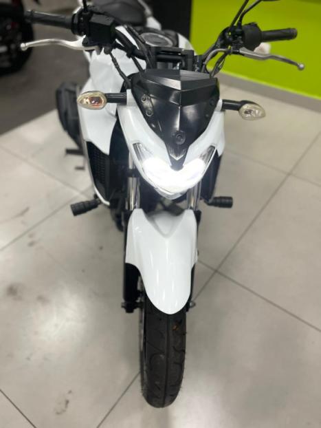 YAMAHA YS Fazer 250 , Foto 2