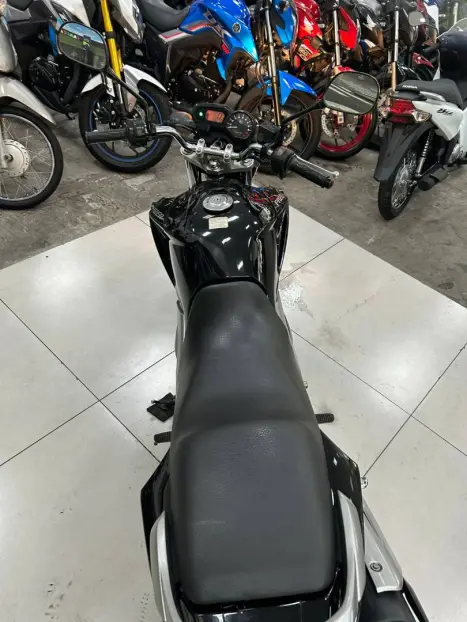 YAMAHA YS Fazer 250 , Foto 5