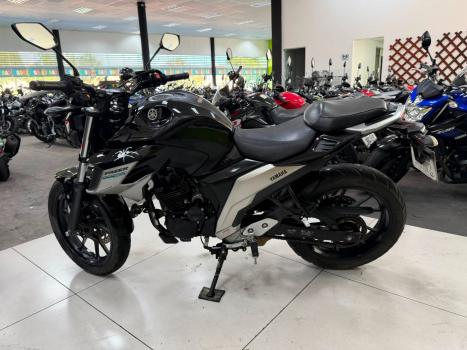 YAMAHA YS Fazer 250 BLUE FLEX, Foto 3
