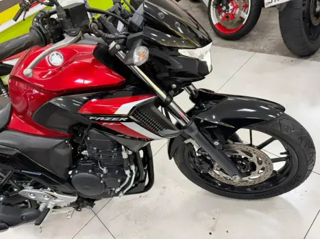 YAMAHA YS Fazer 250 , Foto 6