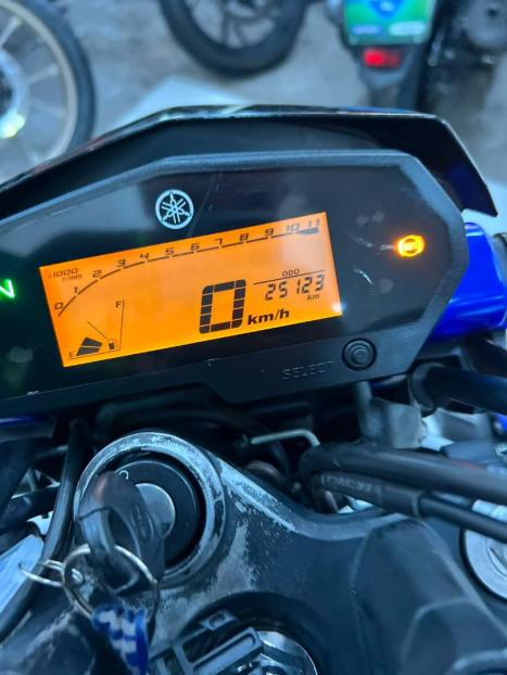 YAMAHA YS Fazer 250 , Foto 10