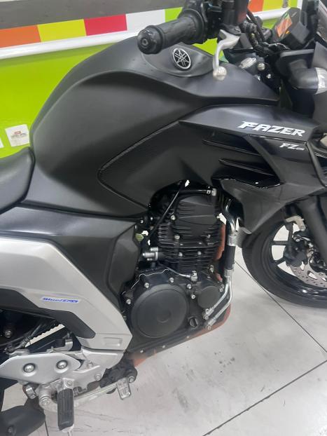 YAMAHA YS Fazer 250 , Foto 9