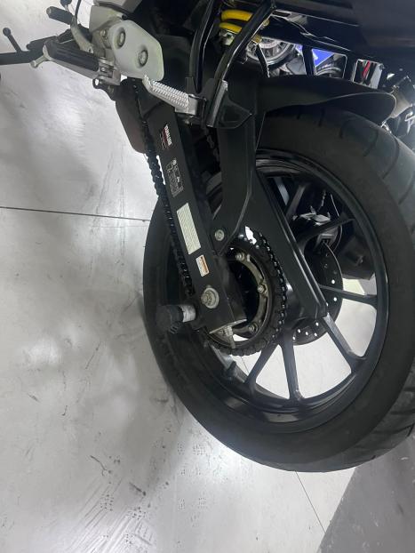 YAMAHA YS Fazer 250 , Foto 10
