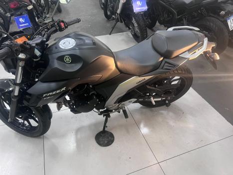 YAMAHA YS Fazer 250 , Foto 11