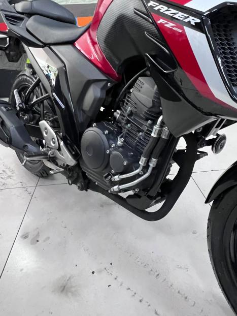 YAMAHA YS Fazer 250 , Foto 7