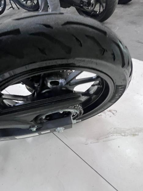 YAMAHA YS Fazer 250 , Foto 10