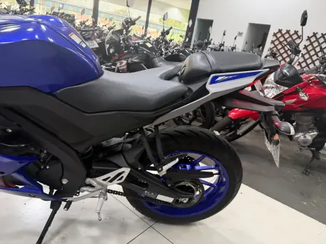 YAMAHA YZF R15 150 , Foto 7