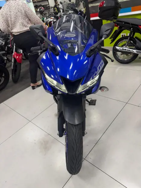 YAMAHA YZF R15 150 , Foto 8