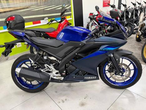 YAMAHA YZF R15 150 , Foto 1