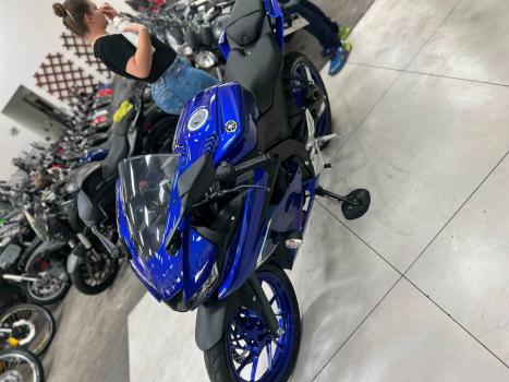 YAMAHA YZF R15 150 , Foto 8