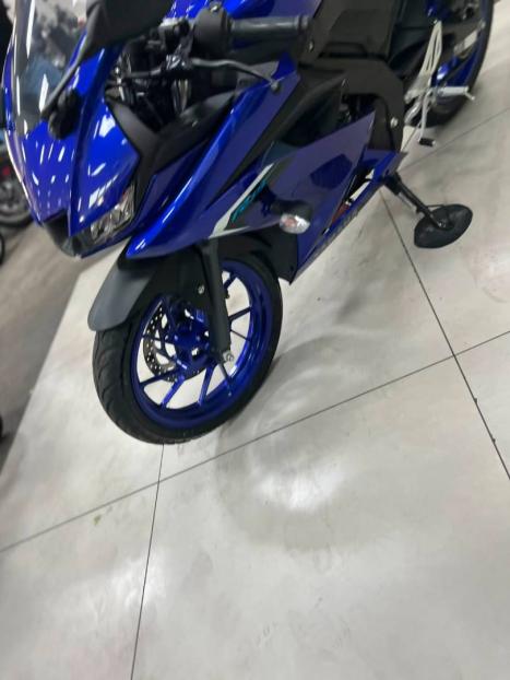 YAMAHA YZF R15 150 , Foto 9