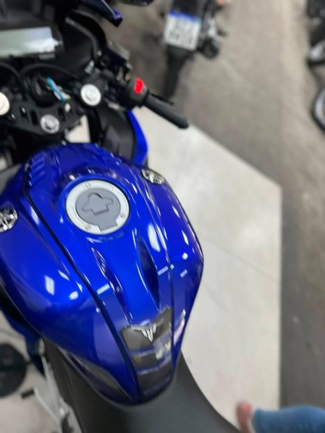 YAMAHA YZF R15 150 , Foto 12