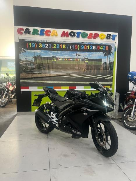 YAMAHA YZF R15 150 , Foto 1