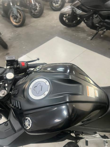 YAMAHA YZF R15 150 , Foto 7