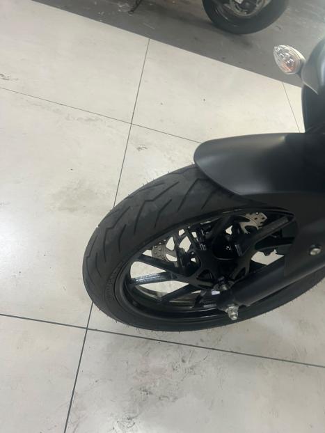 YAMAHA YZF R15 150 , Foto 8