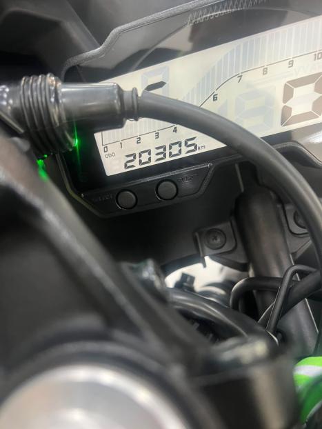 YAMAHA YZF R15 150 , Foto 12