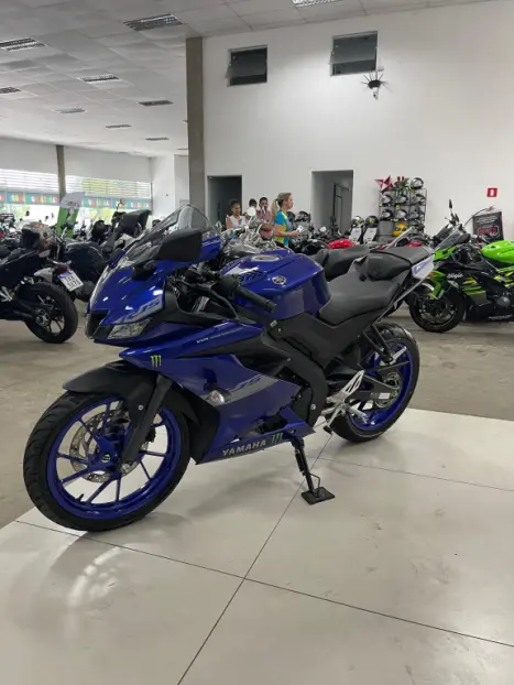 YAMAHA YZF R15 150 ABS, Foto 11