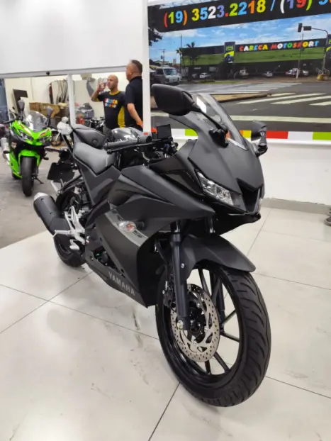 YAMAHA YZF R15 150 ABS, Foto 4