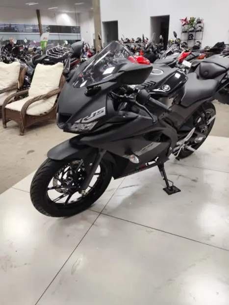 YAMAHA YZF R15 150 ABS, Foto 7