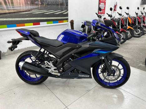 YAMAHA YZF R15 150 ABS, Foto 8