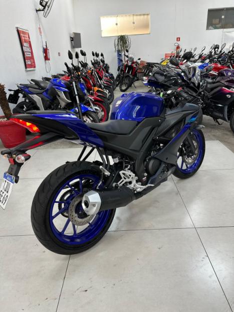 YAMAHA YZF R15 150 ABS, Foto 10