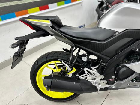 YAMAHA YZF R15 150 ABS, Foto 5 YAMAHA YZF R15 150 ABS, Foto 5