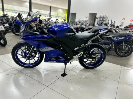 YAMAHA YZF R15 150 ABS, Foto 6 YAMAHA YZF R15 150 ABS, Foto 6