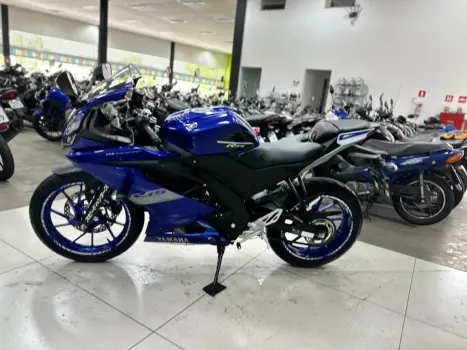 YAMAHA YZF R15 150 ABS, Foto 11 YAMAHA YZF R15 150 ABS, Foto 11