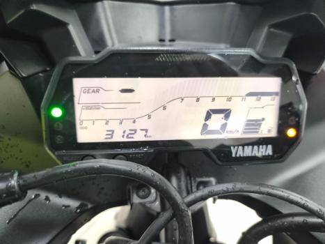 YAMAHA YZF R15 150 ABS, Foto 12