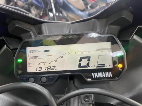 YAMAHA YZF R15 150 ABS, Foto 9