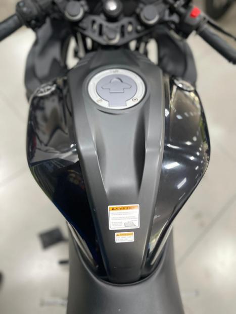 YAMAHA YZF R15 150 ABS, Foto 8