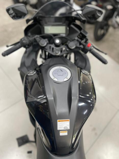 YAMAHA YZF R15 150 ABS, Foto 11