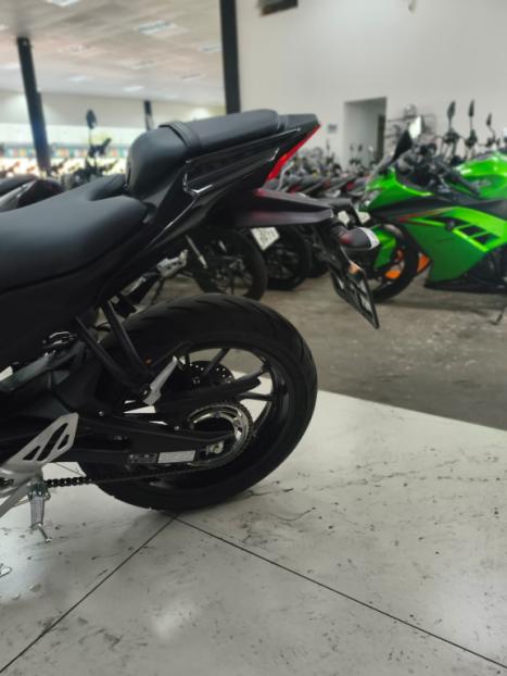 YAMAHA YZF R15 150 ABS, Foto 8