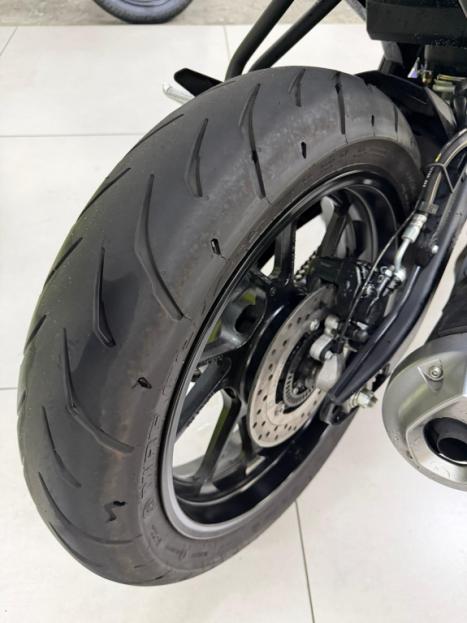 YAMAHA YZF R15 150 ABS, Foto 2