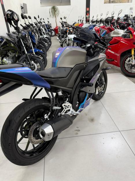 YAMAHA YZF R15 150 ABS, Foto 17