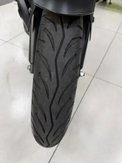 YAMAHA YZF R15 150 ABS, Foto 4