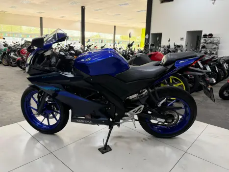YAMAHA YZF R15 150 ABS, Foto 10