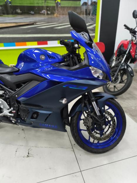 YAMAHA YZF R3 300 ABS, Foto 4