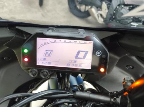 YAMAHA YZF R3 300 ABS, Foto 6