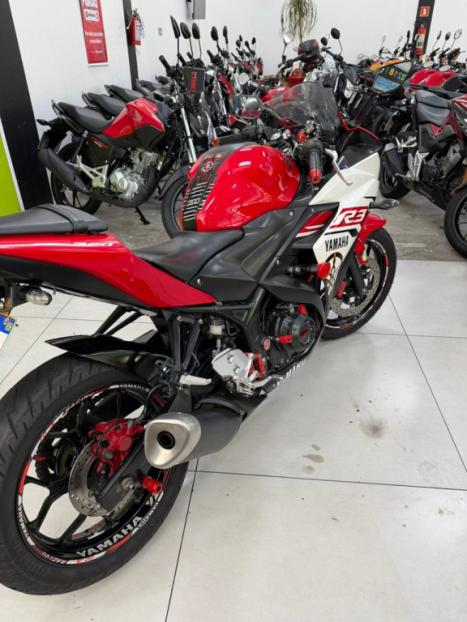YAMAHA YZF R3 320 , Foto 10