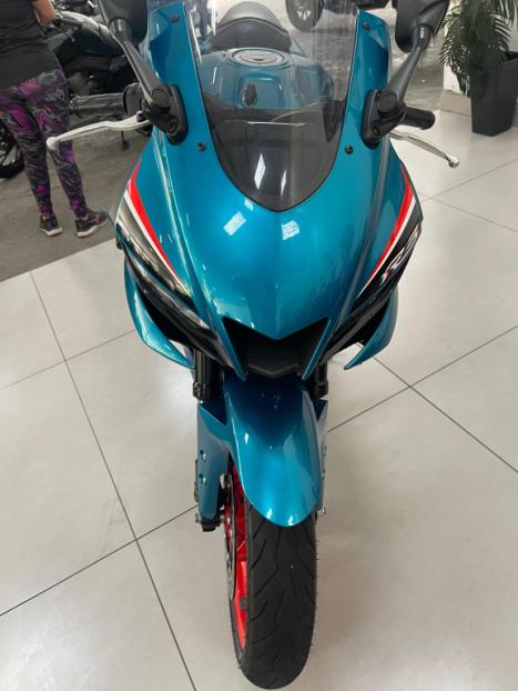 YAMAHA YZF R3 320 ABS, Foto 4