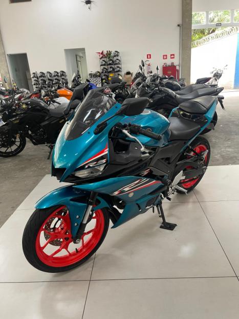 YAMAHA YZF R3 320 ABS, Foto 9