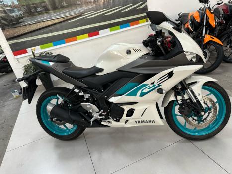YAMAHA YZF R3 320 ABS, Foto 7