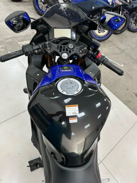YAMAHA YZF R3 320 ABS, Foto 5