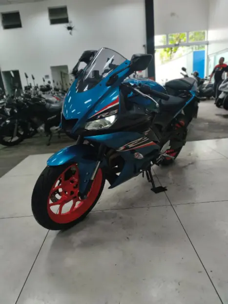 YAMAHA YZF R3 320 ABS, Foto 11