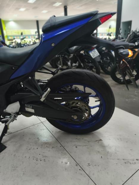 YAMAHA YZF R3 320 ABS, Foto 5
