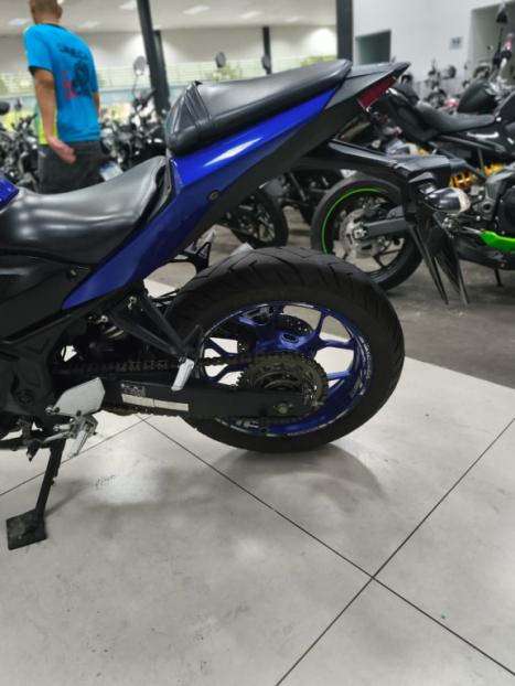 YAMAHA YZF R3 320 ABS, Foto 9