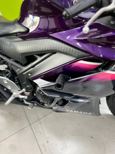 YAMAHA YZF R3 320 ABS, Foto 4